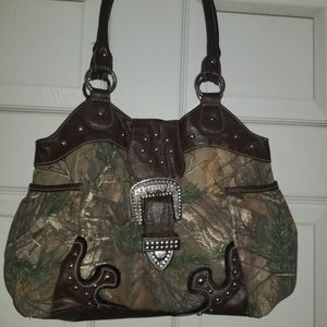 Camo purse
